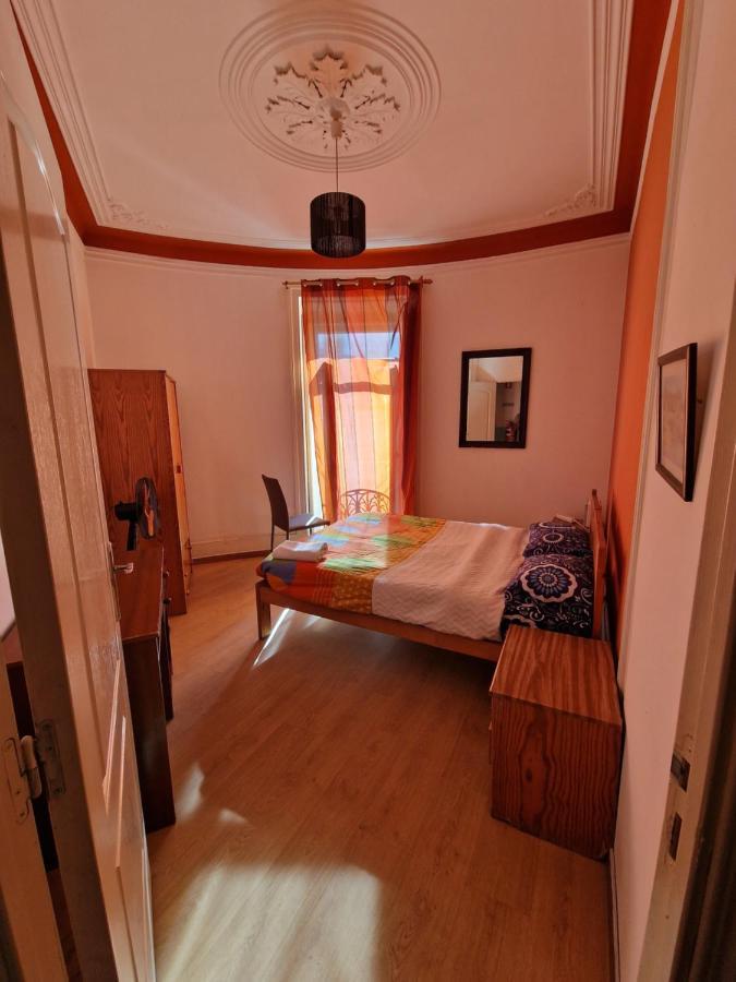 Double Room,1372716554:JPEG